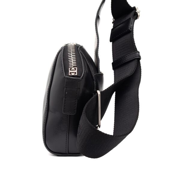 1.5k.$ GIVENCHY Men’s Box Calfskin Antigona U Crossbody Bag Black - Picture 7 of 16
